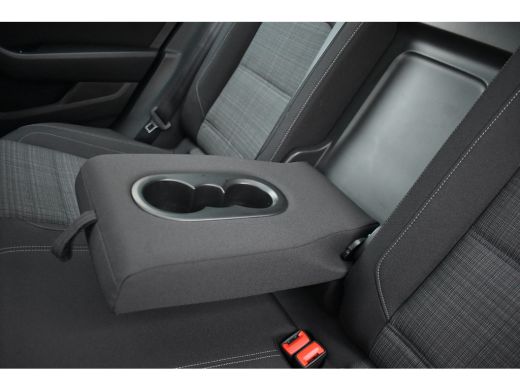 Volkswagen Passat Variant 1.5 TSI 150PK DSG-7 Business | TREKHAAK | PANORAMADAK | NAVIGATIE | ELEKTR. A. KLEP | CAM... ActivLease financial lease