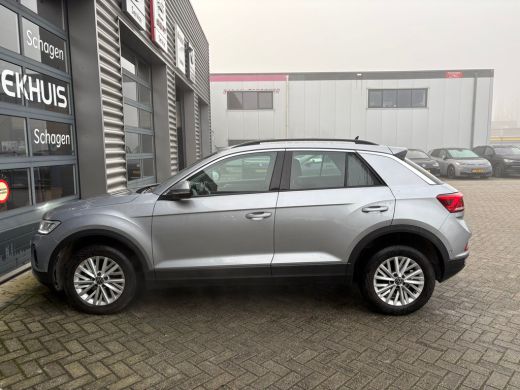 Volkswagen T-Roc 1.0 TSI 95 pk Life | Airco | Parkeersensoren | Apple Carplay | ActivLease financial lease