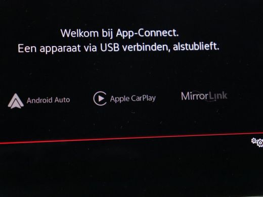 Volkswagen Tiguan 1.4 TSI eHybrid R-Line | Panoramadak | Trekhaak | Head-Up | Stoelverwarming | Adaptive cruise | C... ActivLease financial lease