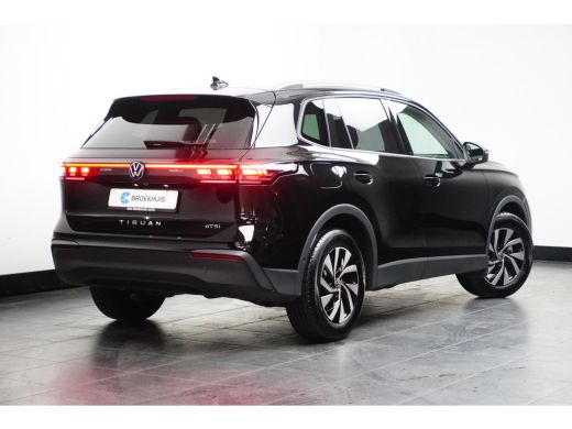 Volkswagen Tiguan 1.5 eTSI 150 pk Life 7-DSG | Wegklapbare Trekhaak | Achteruitrijcamera | Cruise control adaptief | ActivLease financial lease