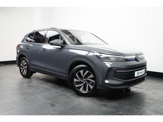 Volkswagen Tiguan 1.5 eTSI 150 pk Life 7-DSG | Wegklapbare Trekhaak | Achteruitrijcamera | Cruise control adaptief | ActivLease financial lease