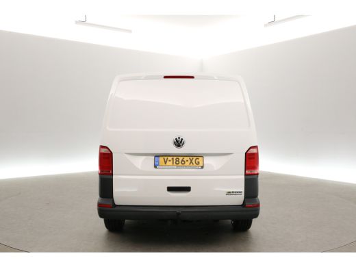 Volkswagen Transporter 2.0 TDI L2H1 | Euro6 | 140PK | DC | 6-Zits | Airco | Trekhaak | Elektrpakket ActivLease financial lease