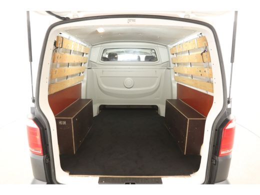 Volkswagen Transporter 2.0 TDI L2H1 | Euro6 | 140PK | DC | 6-Zits | Airco | Trekhaak | Elektrpakket ActivLease financial lease