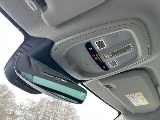 Volvo  V60 2.0 T8 Plug-in hybrid AWD Ultra Dark | Bowers & Wilkins| Massage stoelen | Gelammineerd Glas | HU... ActivLease financial lease