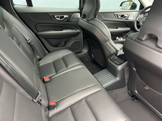 Volvo  V60 2.0 T8 Plug-in hybrid AWD Ultra Dark | Bowers & Wilkins| Massage stoelen | Gelammineerd Glas | HU... ActivLease financial lease