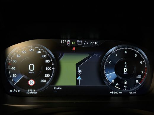 Volvo  V60 B3 Aut. Business Edition Stoel en Stuurwielverwarming | Parkeercamera | Parkeersensoren voor+acht... ActivLease financial lease