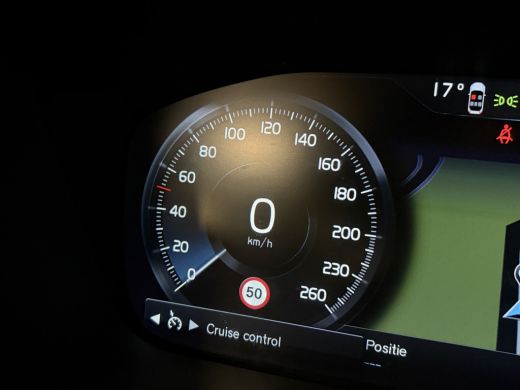 Volvo  V60 B3 Aut. Business Edition Stoel en Stuurwielverwarming | Parkeercamera | Parkeersensoren voor+acht... ActivLease financial lease