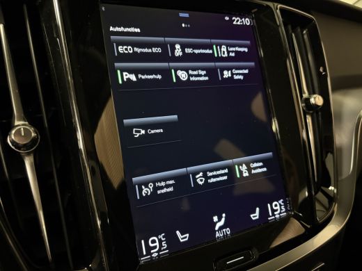 Volvo  V60 B3 Aut. Business Edition Stoel en Stuurwielverwarming | Parkeercamera | Parkeersensoren voor+acht... ActivLease financial lease