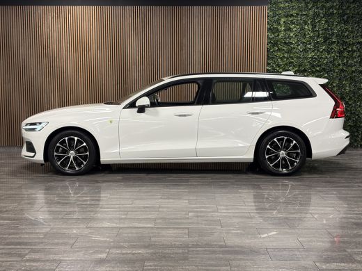 Volvo  V60 B3 Aut. Business Edition Stoel en Stuurwielverwarming | Parkeercamera | Parkeersensoren voor+acht... ActivLease financial lease