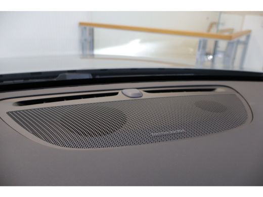 Volvo  V60 T6 350PK AWD Plus Dark | Trekhaak | 360&deg; | Contourstoelen | Harman Kardon | All season ActivLease financial lease