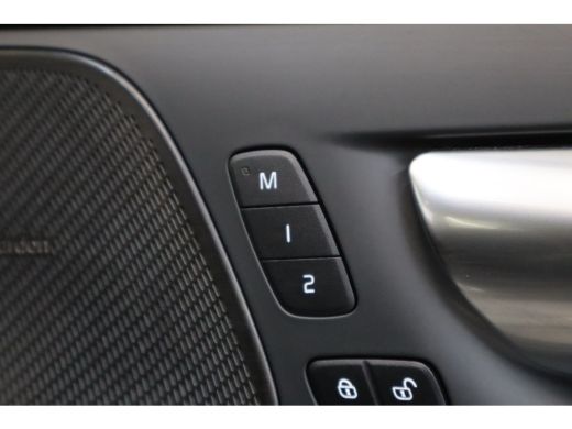 Volvo  V60 T6 350PK AWD Plus Dark | Trekhaak | 360&deg; | Contourstoelen | Harman Kardon | All season ActivLease financial lease