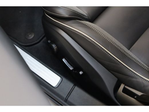 Volvo  V60 T6 350PK AWD Plus Dark | Trekhaak | 360&deg; | Contourstoelen | Harman Kardon | All season ActivLease financial lease