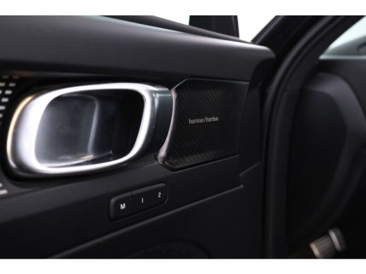 Volvo  XC40 1.5 T5 Twin Engine Inscription Full black, Panorama, Climate, ActivLease financial lease