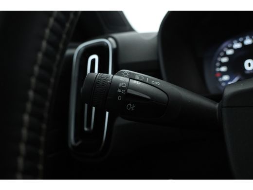 Volvo  XC40 1.5 T5 Twin Engine Inscription Full black, Panorama, Climate, ActivLease financial lease