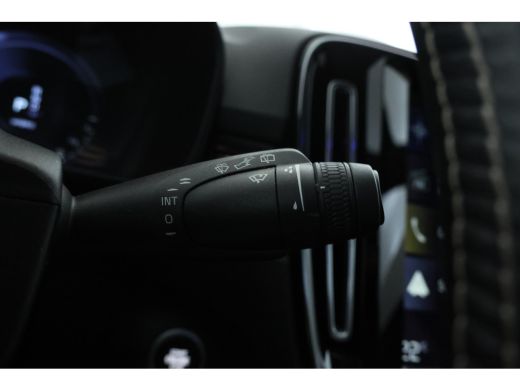 Volvo  XC40 1.5 T5 Twin Engine Inscription Full black, Panorama, Climate, ActivLease financial lease