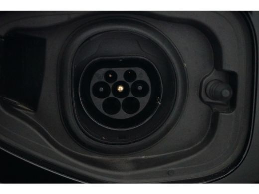 Volvo  XC40 Plus Bright Recharge Plug-In Hybrid 2WD | Harman en Kardon | Blis | Leder bekleding | Stoel + Stu... ActivLease financial lease