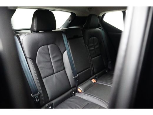 Volvo  XC40 Plus Bright Recharge Plug-In Hybrid 2WD | Harman en Kardon | Blis | Leder bekleding | Stoel + Stu... ActivLease financial lease