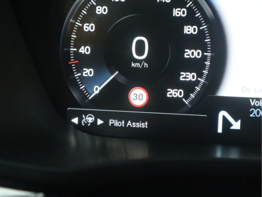 Volvo  XC60 2.0 Recharge T6 AWD Business Pro / Panoramadak ActivLease financial lease