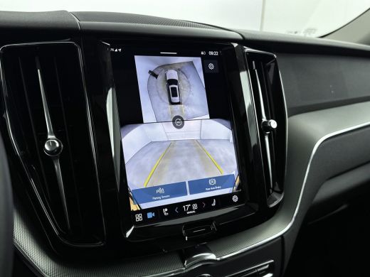 Volvo  XC60 2.0 T6 Plug-in hybrid AWD Plus Dark | PDC V+A en 360 camera | Trekhaak | Adaptive Cruiscontrol | ... ActivLease financial lease