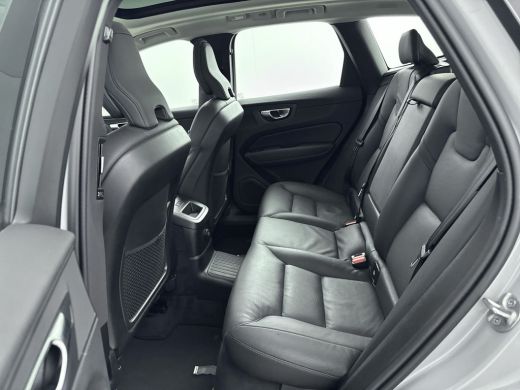 Volvo  XC60 2.0 T6 Plug-in hybrid AWD Plus Dark | PDC V+A en 360 camera | Trekhaak | Adaptive Cruiscontrol | ... ActivLease financial lease