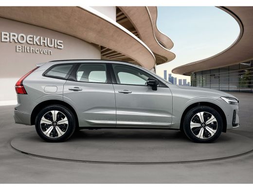 Volvo  XC60 2.0 T6 Plug-in hybrid AWD Plus Dark | PDC V+A en 360 camera | Trekhaak | Adaptive Cruiscontrol | ... ActivLease financial lease