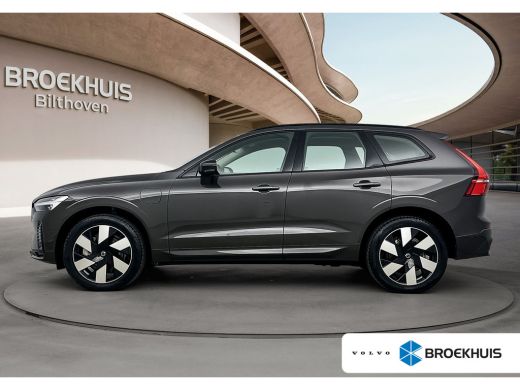 Volvo  XC60 2.0 T6 Plug-in hybrid AWD Ultra Dark | Trekhaak | PDC V+A en 360 camera | BLIS | Panoramadak | St...