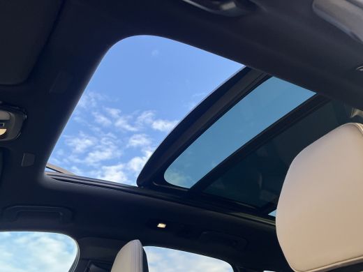 Volvo  XC60 T6 Plug-in hybrid AWD Ultra Dark | Bowers & Wilkins audiosysteem | Luchtvering | 22 inch Velgen |... ActivLease financial lease