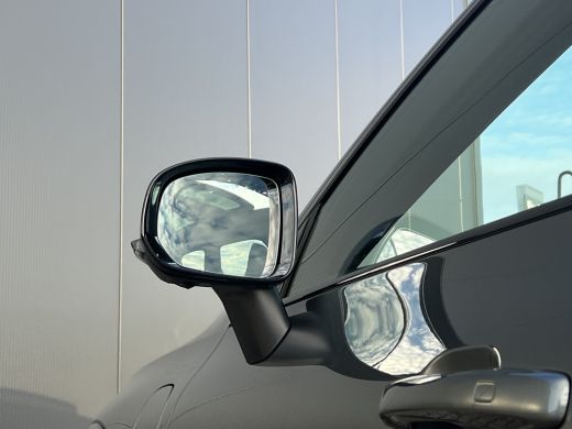 Volvo  XC60 T6 Plug-in hybrid AWD Ultra Dark | Bowers & Wilkins audiosysteem | Luchtvering | 22 inch Velgen |... ActivLease financial lease