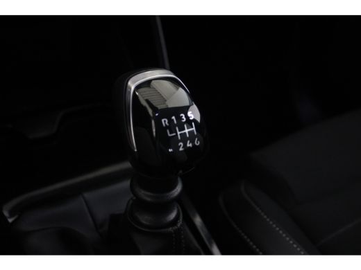 Citroën C3 1.2 Turbo 100-PK Max | Achteruitrijcamera | Adaptief demping systeem | Afwijkende dakkleur ActivLease financial lease