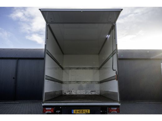 Iveco Daily 35C16 | Bakwagen met Laadklep | Automaat | Climatic | Cruise ActivLease financial lease