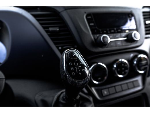 Iveco Daily 35C16 | Bakwagen met Laadklep | Automaat | Climatic | Cruise ActivLease financial lease