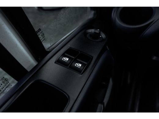 Iveco Daily 35C16 | Bakwagen met Laadklep | Automaat | Climatic | Cruise ActivLease financial lease