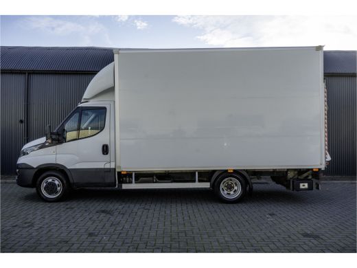 Iveco Daily 35C16 | Bakwagen met Laadklep | Automaat | Climatic | Cruise ActivLease financial lease