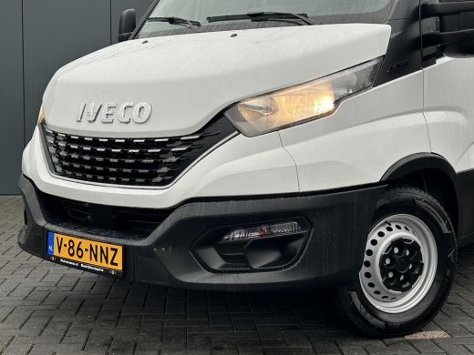 Iveco Daily 35S14V 2.3 136 PK / L2H2 / 30.452 KM !! / 3.500 KG AHG / 270 A DEUREN / TREKHAAK / AIRCO / BLUETO... ActivLease financial lease