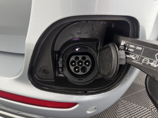 Mercedes-Benz E-Klasse Estate 300 de Luxury Line ( Plug-in ) (INCL-BTW) Aut. *LUXURY-LEATHER | FULL-LED | WIDE-SCREEN-DI... ActivLease financial lease