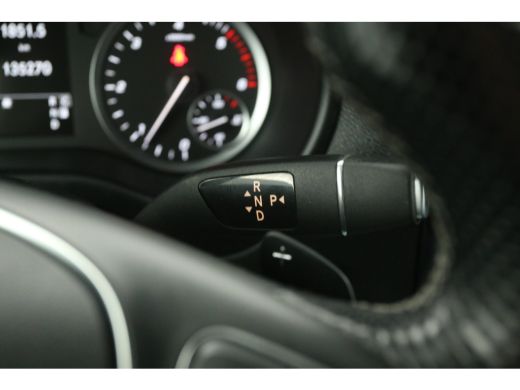 Mercedes-Benz Vito 114 CDI Lang | Aut. | Airco | Cruise | Camera | Carplay | 3 Zits | Navi | 2xSchuifdeur | Trekh. |... ActivLease financial lease