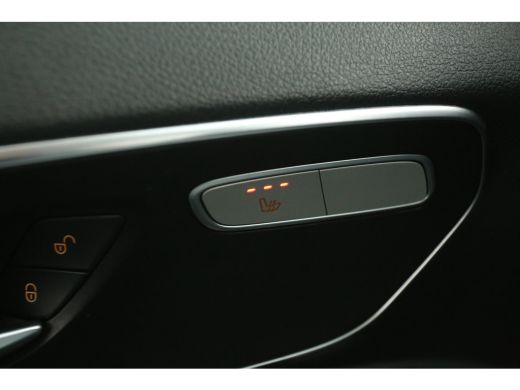 Mercedes-Benz Vito 114 CDI Lang | Aut. | Airco | Cruise | Camera | Carplay | 3 Zits | Navi | 2xSchuifdeur | Trekh. |... ActivLease financial lease