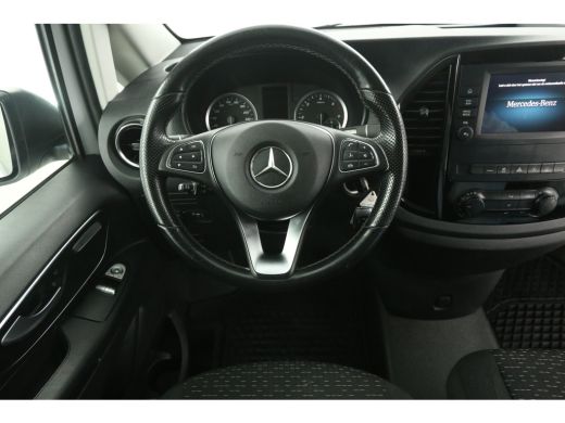 Mercedes-Benz Vito 114 CDI Lang | Aut. | Airco | Cruise | Camera | Carplay | 3-Zits | Navi | 2xSchuifdeur | Trekh. |... ActivLease financial lease