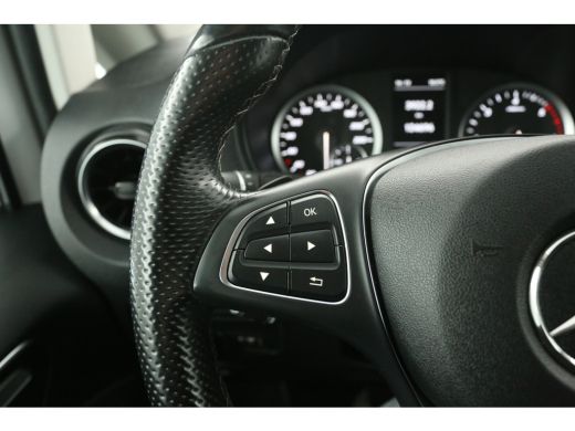 Mercedes-Benz Vito 114 CDI Lang | Automaat | Airco | Adap. Cruise | 3-Zits | Carplay | Stoelverw. | Trekh. ActivLease financial lease