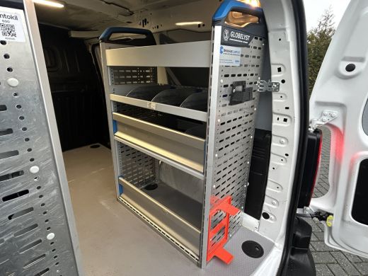 Opel Combo 1.5D 102 PK / 1e EIG. / L2H1 / GLOBELYST INRICHTING / AIRCO / CRUISE / NAVI / APPLE CARPLAY ActivLease financial lease