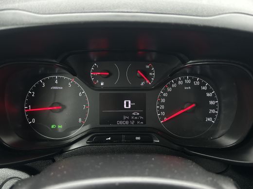 Opel Combo 1.5D 102 PK / 1e EIG. / L2H1 / GLOBELYST INRICHTING / AIRCO / CRUISE / NAVI / APPLE CARPLAY ActivLease financial lease