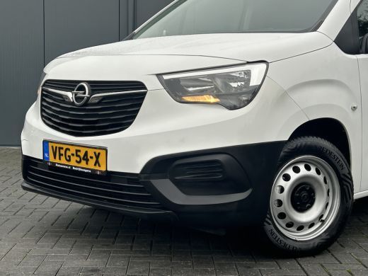 Opel Combo 1.5D 102 PK / 1e EIG. / L2H1 / GLOBELYST INRICHTING / AIRCO / CRUISE / NAVI / APPLE CARPLAY ActivLease financial lease