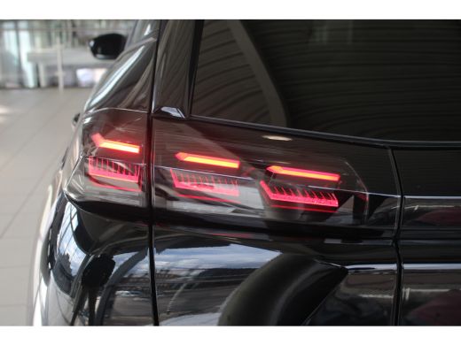 Peugeot 2008 1.2 Hybrid 136-PK Allure | DRAADLOZE CARPLAY | CLIMATE CONTROL | PDC V+A | LED | 3D COCKPIT | ActivLease financial lease