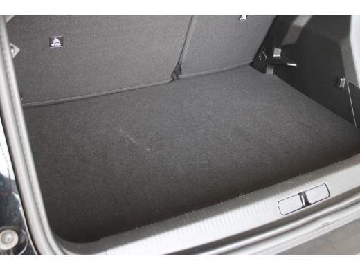 Peugeot 2008 1.2 Hybrid 136-PK Allure | DRAADLOZE CARPLAY | CLIMATE CONTROL | PDC V+A | LED | 3D COCKPIT | ActivLease financial lease