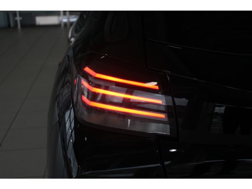 Peugeot 208 1.2 Hybrid 110-PK e-DCS6 Allure | Achterruitverwarming | Achterspoiler | Achteruitrijcamera ActivLease financial lease