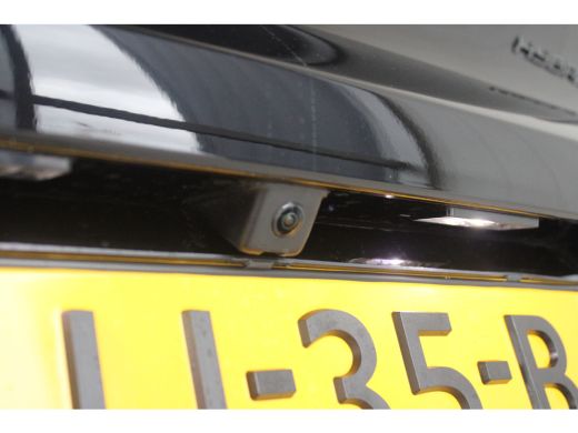 Peugeot 208 1.2 Hybrid 110-PK e-DCS6 Allure | Achterruitverwarming | Achterspoiler | Achteruitrijcamera ActivLease financial lease