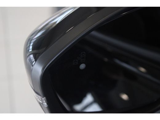 Peugeot 208 1.2 Hybrid 145 e-DCS6 GT | ADAPTIVE CRUISE | CAMERA V+A | DRAADLOZE CARPLAY | KEYLESS | NL-AUTO | ActivLease financial lease