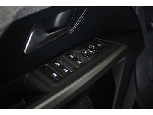 Peugeot 3008 1.2 Hybrid 136-PK E-DSC6 GT AUTOMAAT | Achteruitrijcamera | Alarm klasse 1(startblokkering) | App... ActivLease financial lease