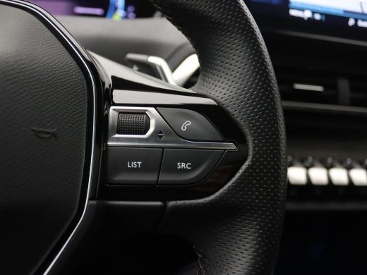 Peugeot 3008 1.6 HYbrid4 GT Pack Business 300PK Aut. SOH 100%, Pano-Schuifdak, Keyless, Stoelverwarming, Achte... ActivLease financial lease