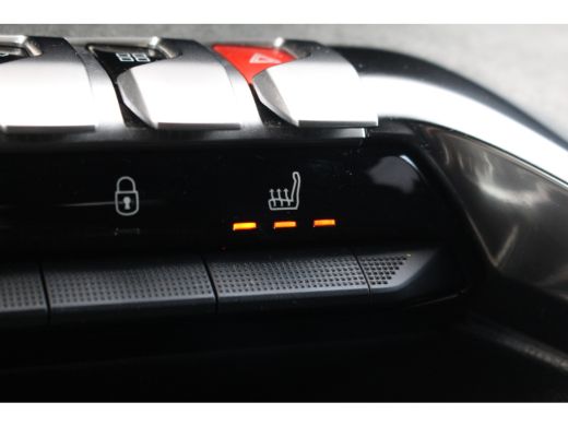 Peugeot 5008 1.2 GT Black Pack Aut. | Adap. Cruise + Drive Assist | Elec. Achterklep | Stoelverwarming | Camer... ActivLease financial lease